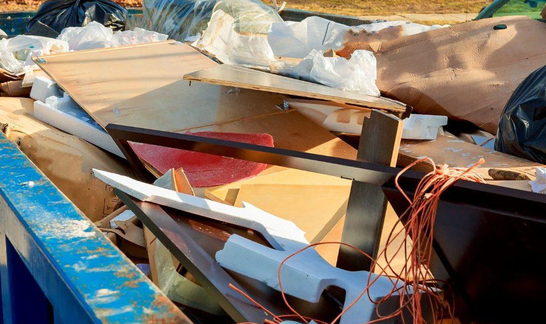 What Can You Throw in the Trash in Solon?