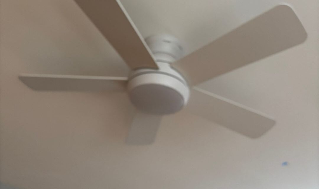 How many blades should a ceiling fan have?
